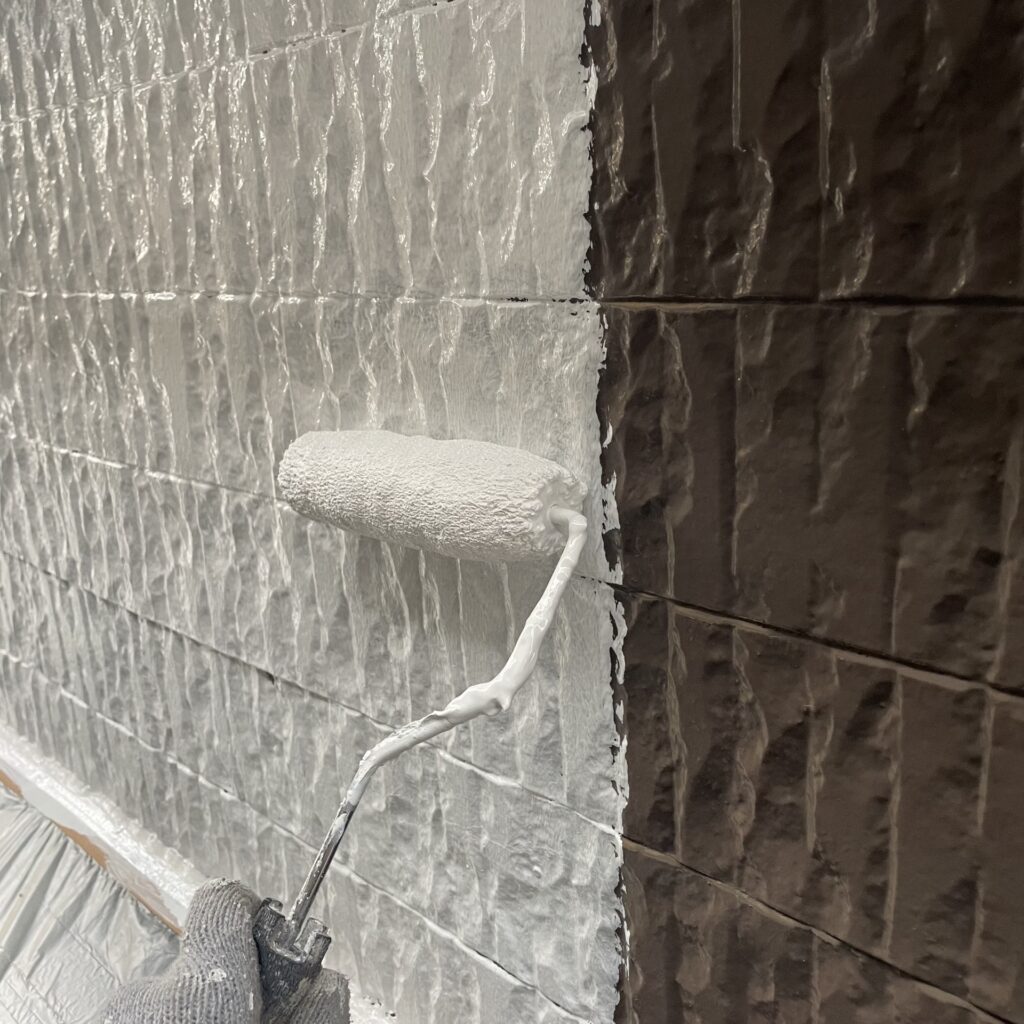 外壁塗装 必要性を徹底解説する合同会社 HIGHの専門記事